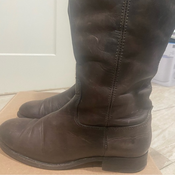 Frye Melissa Button 2 leather boots. - Picture 4 of 7